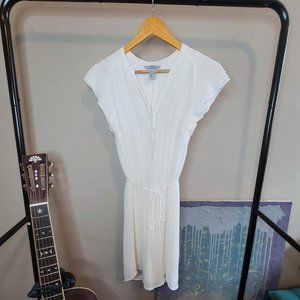 Cute button front cream dress w/ tie